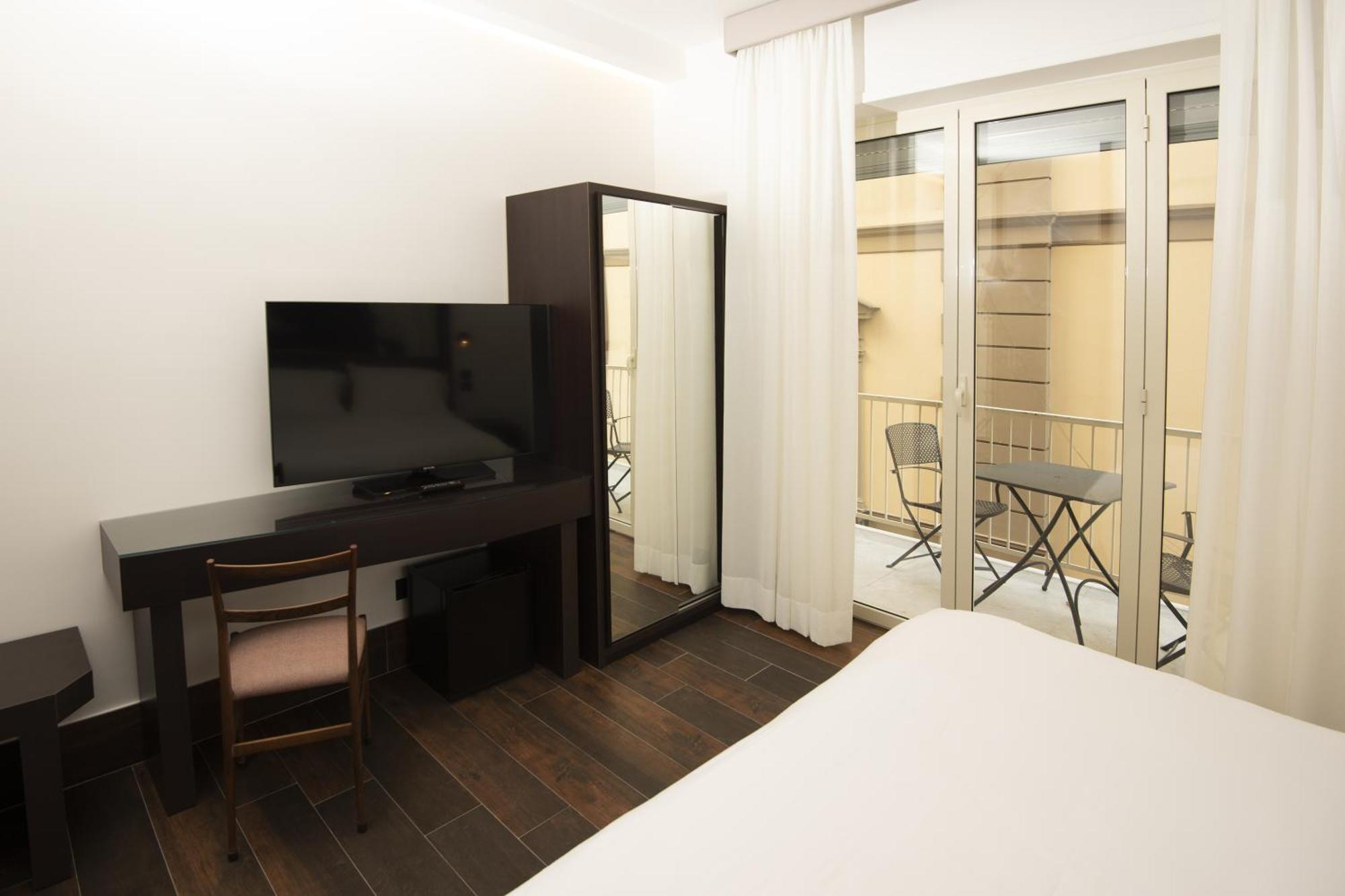Domus Altana Hotel Naples Exterior photo